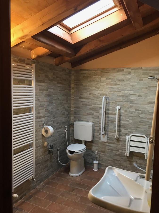 Agriturismo Podere Casino Mezzolara ภายนอก รูปภาพ